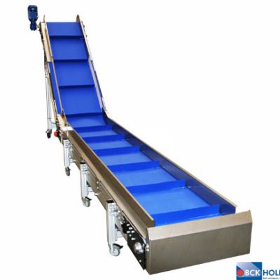 235087 Bandtransporteur Type N114 D10 met knik.