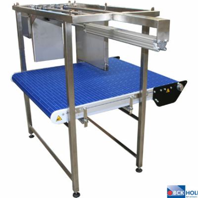 224072 060 01 Mattop Transporteur Met Pneumatische Pusher