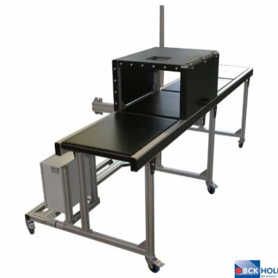 245345 Aangedreven Rollenbaan type RD50 voorzien van bandmateriaal per sectie