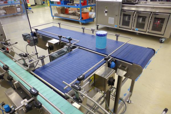 Buffer conveyors for baby food