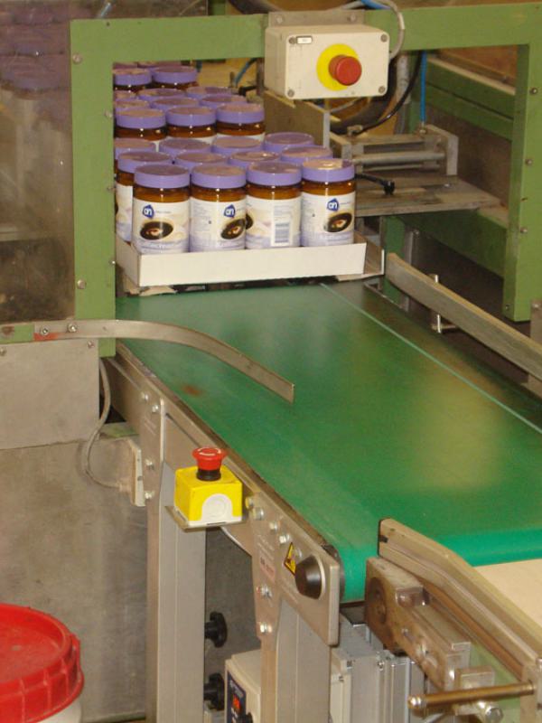 Packaging of milk powder