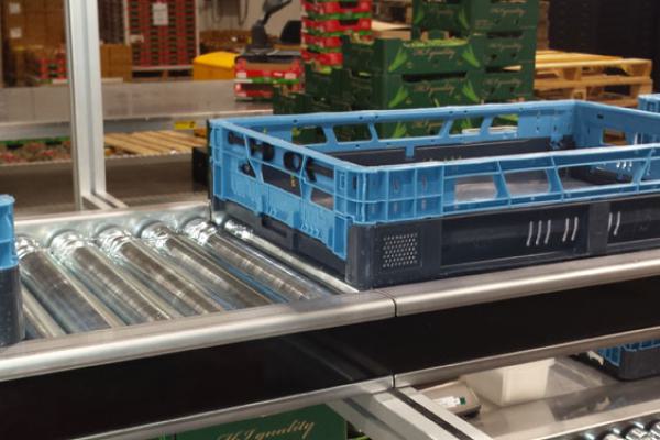 Roller conveyor in fresh produce industry