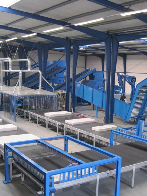 Segmenttransporteurs in de recycling van matrassen